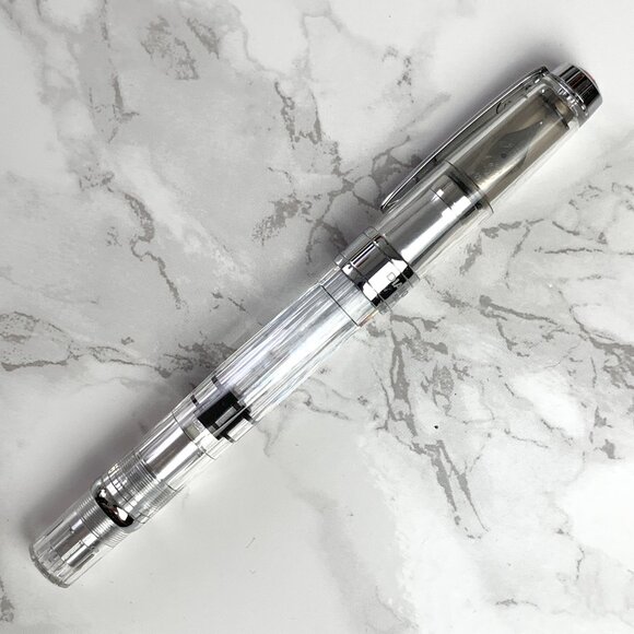 TWSBI Other - TWSBI Diamond 580 Aluminum Fountain Pen - F Nib - Clear